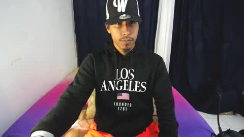 Michael online show from December 2025 03:48:01 AM