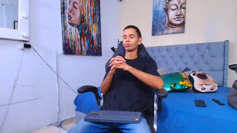 Snapshot of michaell_bellk_ chatting on September 2025 07:02:02 PM michaell_bellk_ online show from September 2025 07:02:02 PM