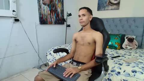 Snapshot of michaell_bellk_ chatting on October 2025 07:03:01 PM michaell_bellk_ online show from October 2025 07:03:01 PM