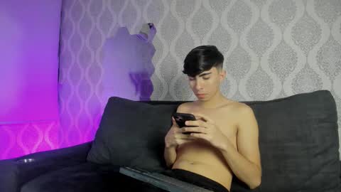 Michaell online show from February 2026 01:23:01 AM
