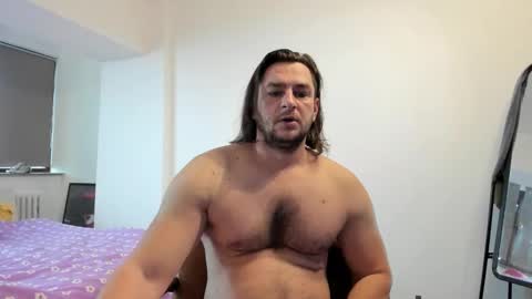 michaelragnar90 online show from December 2025 09:46:02 AM