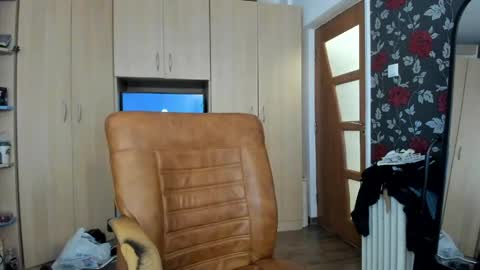 michaelragnar90 online show from June 2026 09:24:01 AM