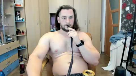 michaelragnar90 online show from June 2026 06:33:01 AM