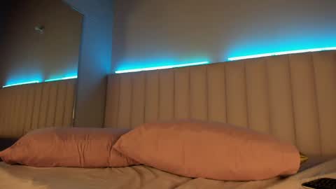 michbrunnette online show from May 2026 03:37:02 AM