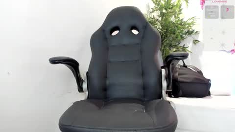 Snapshot of michel_lopez18 chatting on October 2025 11:02:01 AM michel_lopez18 online show from October 2025 11:02:01 AM