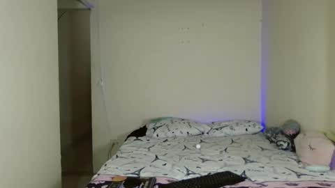 Snapshot of micheldelatorre69 chatting on February 2025 05:32:01 AM MichelandDavid online show from February 2025 05:32:01 AM