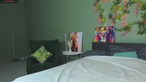 michele_mack online show from February 2026 02:37:02 AM