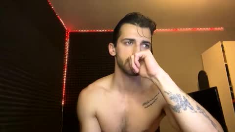 Snapshot of michelemagnetico chatting on October 2025 10:18:02 PM michelemagnetico online show from October 2025 10:18:02 PM