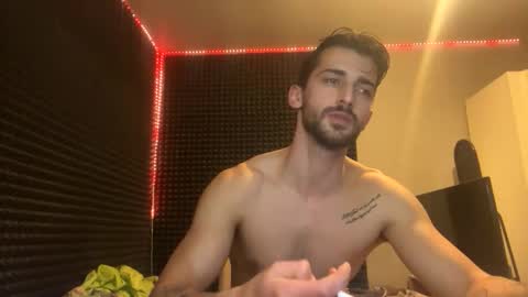 Snapshot of michelemagnetico chatting on October 2025 09:59:01 PM michelemagnetico online show from October 2025 09:59:01 PM