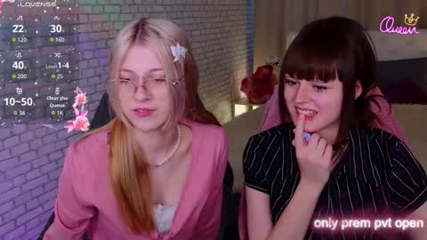 Snapshot of michelewild chatting on March 2026 01:59:01 PM Michele online show from March 2026 01:59:01 PM