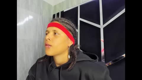 michell_rs online show from February 2025 07:22:01 AM