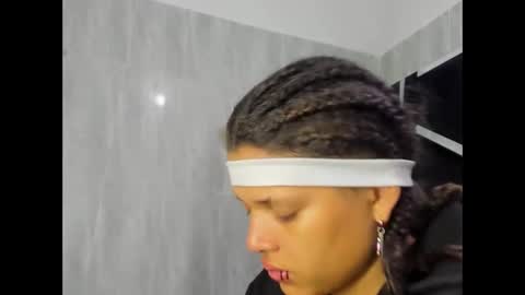 michell_rs online show from March 2025 01:25:02 AM