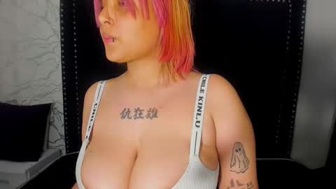 Snapshot of michell_rx chatting on April 2026 03:51:01 AM michell rx online show from April 2026 03:51:01 AM