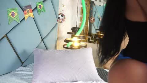 michell_starrr online show from June 2026 02:56:02 AM