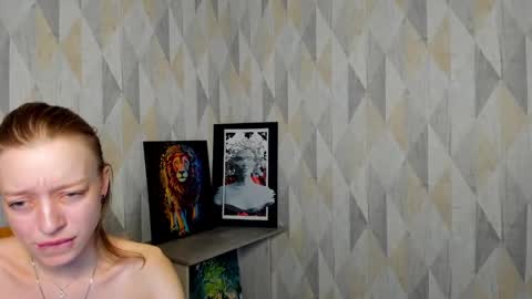 Snapshot of michelle_blond chatting on February 2025 01:46:01 PM michelle_blond online show from February 2025 01:46:01 PM