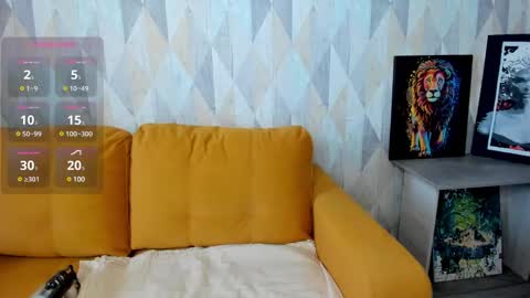 Snapshot of michelle_blond chatting on February 2025 08:20:01 AM michelle_blond online show from February 2025 08:20:01 AM