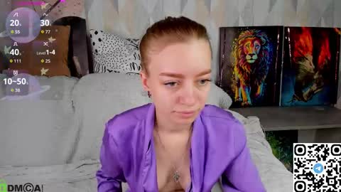 Snapshot of michelle_blond chatting on October 2025 08:04:01 AM michelle_blond online show from October 2025 08:04:01 AM