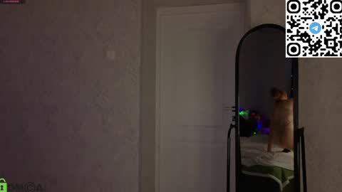 michelle_blond online show from May 2026 01:47:02 AM