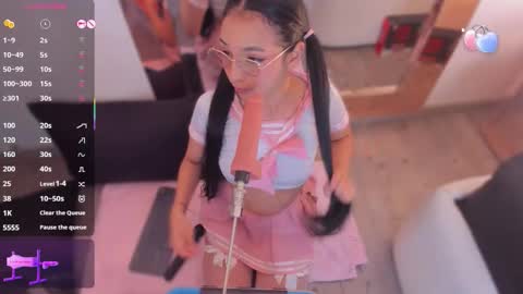 Snapshot of michelle_cutee_ chatting on November 2025 08:03:01 PM michelle_cutee_ online show from November 2025 08:03:01 PM