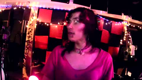 Snapshot of michelle_flowers chatting on March 2025 03:40:01 AM michelle_flowers online show from March 2025 03:40:01 AM