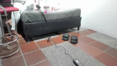 michelle perla online show from November 2025 12:38:01 PM