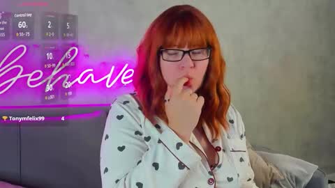 Michelle online show from September 2025 07:03:02 AM