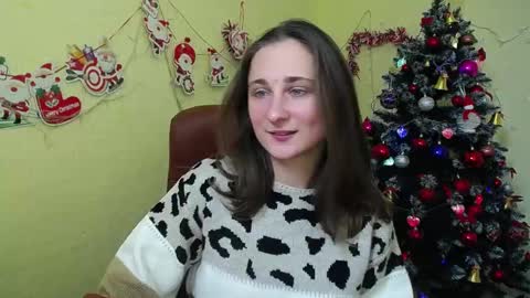 Snapshot of michellee11 chatting on December 2024 12:22:01 PM Michel online show from December 2024 12:22:01 PM