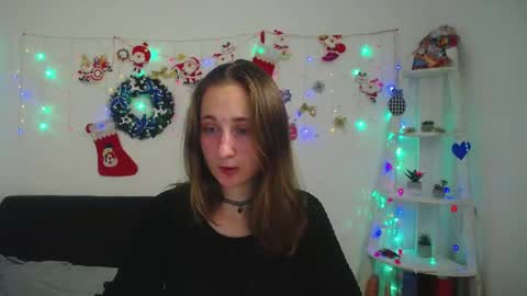 Snapshot of michellee11 chatting on January 2025 12:05:01 PM Michel online show from January 2025 12:05:01 PM