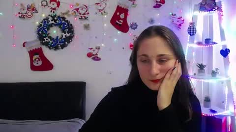 Snapshot of michellee11 chatting on January 2025 12:04:02 PM Michel online show from January 2025 12:04:02 PM