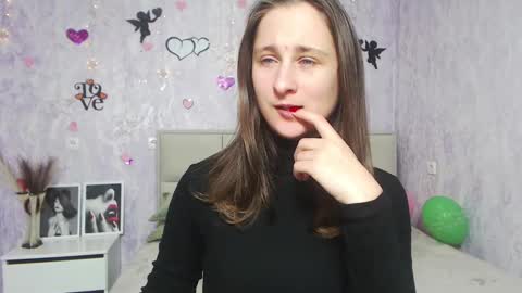 Snapshot of michellee11 chatting on February 2025 12:11:02 PM Michel online show from February 2025 12:11:02 PM