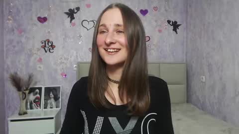 Snapshot of michellee11 chatting on February 2025 03:09:02 PM Michel online show from February 2025 03:09:02 PM