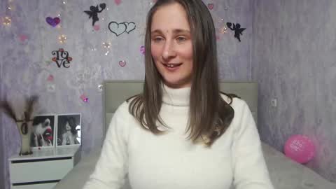 Snapshot of michellee11 chatting on February 2025 03:19:01 PM Michel online show from February 2025 03:19:01 PM