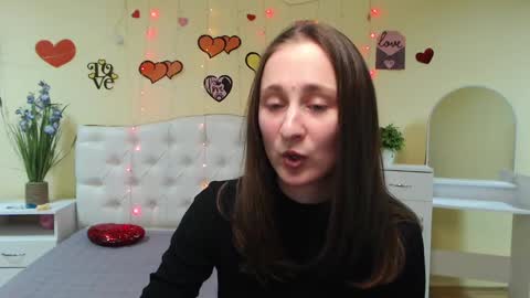 Snapshot of michellee11 chatting on February 2025 01:06:01 PM Michel online show from February 2025 01:06:01 PM