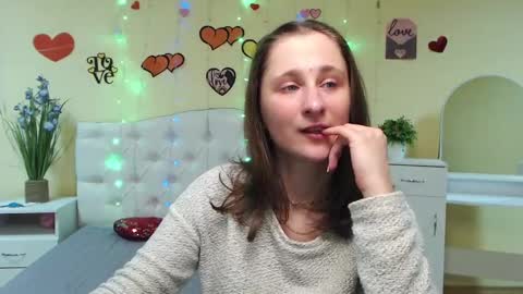 Snapshot of michellee11 chatting on February 2025 12:03:02 PM Michel online show from February 2025 12:03:02 PM