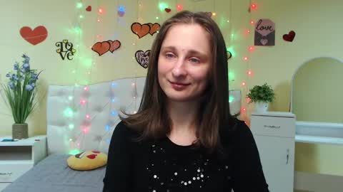 Snapshot of michellee11 chatting on March 2025 12:11:02 PM Michel online show from March 2025 12:11:02 PM