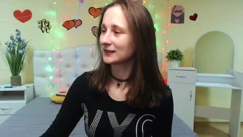 Snapshot of michellee11 chatting on March 2025 11:58:02 AM Michel online show from March 2025 11:58:02 AM