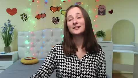 Snapshot of michellee11 chatting on March 2025 03:39:01 PM Michel online show from March 2025 03:39:01 PM