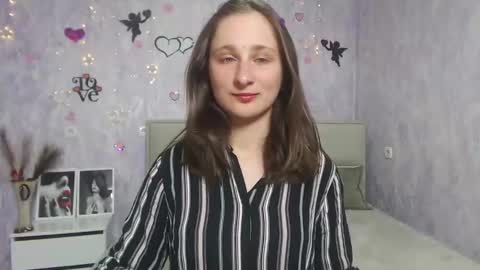 Snapshot of michellee11 chatting on March 2025 12:28:01 PM Michel online show from March 2025 12:28:01 PM