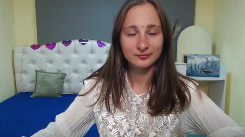 Snapshot of michellee11 chatting on October 2025 11:19:01 AM Michel online show from October 2025 11:19:01 AM