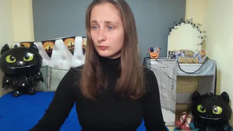 Snapshot of michellee11 chatting on October 2025 12:09:02 PM Michel online show from October 2025 12:09:02 PM