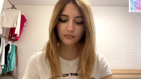 Jenny online show from May 2026 03:51:02 PM
