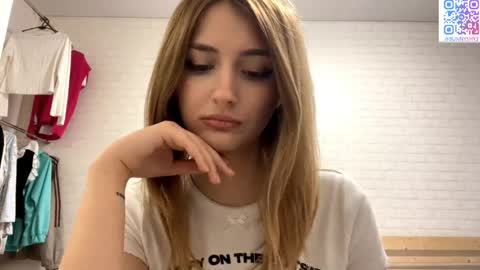 Jenny online show from May 2026 04:04:02 PM
