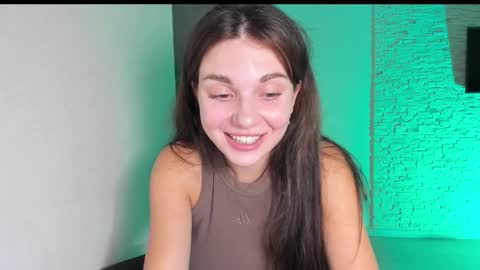 Snapshot of michelliibeautiful chatting on September 2025 06:22:02 PM Michellee online show from September 2025 06:22:02 PM