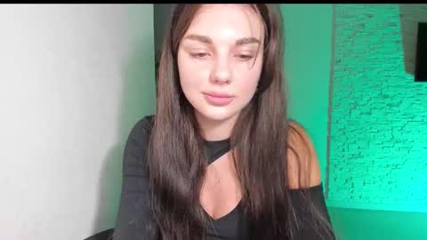 Snapshot of michelliibeautiful chatting on October 2025 04:18:02 PM Michellee online show from October 2025 04:18:02 PM