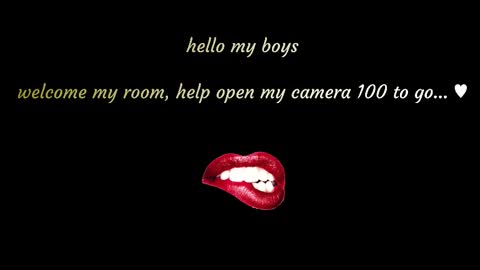 Snapshot of michellnaug chatting on February 2025 03:56:02 AM MICHELNAUG online show from February 2025 03:56:02 AM