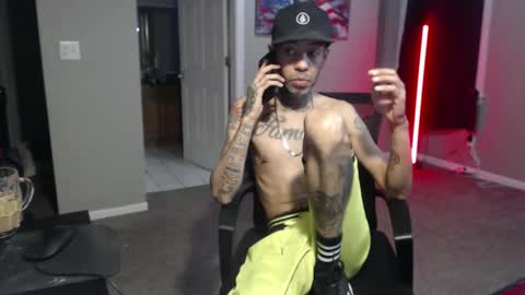 Snapshot of michigan9000 chatting on October 2025 12:52:02 AM michigan9000 online show from October 2025 12:52:02 AM