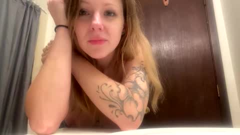 michiheartaaron503780 online show from November 2025 01:10:02 PM