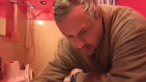 Snapshot of mickeyguy2000 chatting on October 2025 06:47:01 AM mickeyguy2000 online show from October 2025 06:47:01 AM