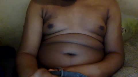 Snapshot of mickkzzx chatting on December 2024 05:42:01 PM mickkzzx online show from December 2024 05:42:01 PM
