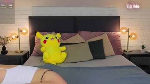micky___love online show from June 2026 07:41:02 PM